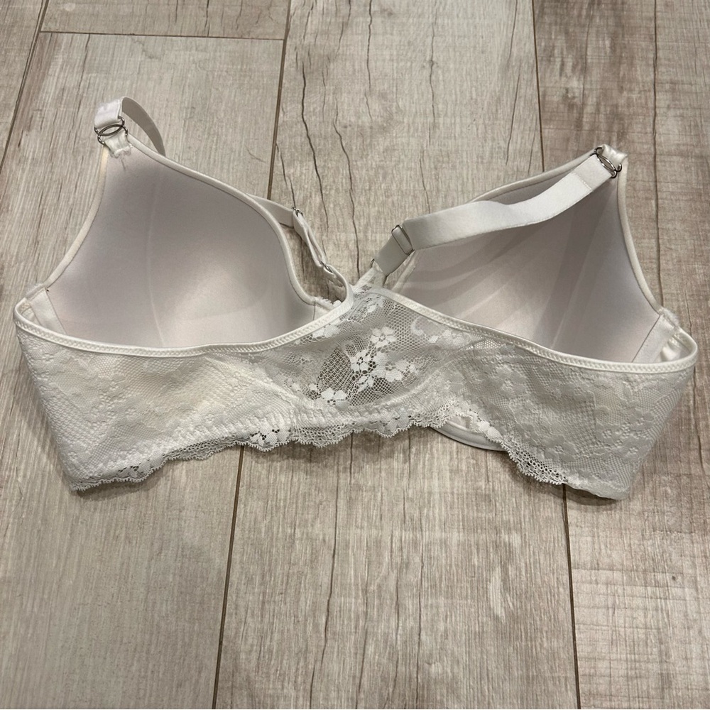 New Mademoiselle Sz 38 C front closure Elegant White Women's Bra - Picture 5 of 6